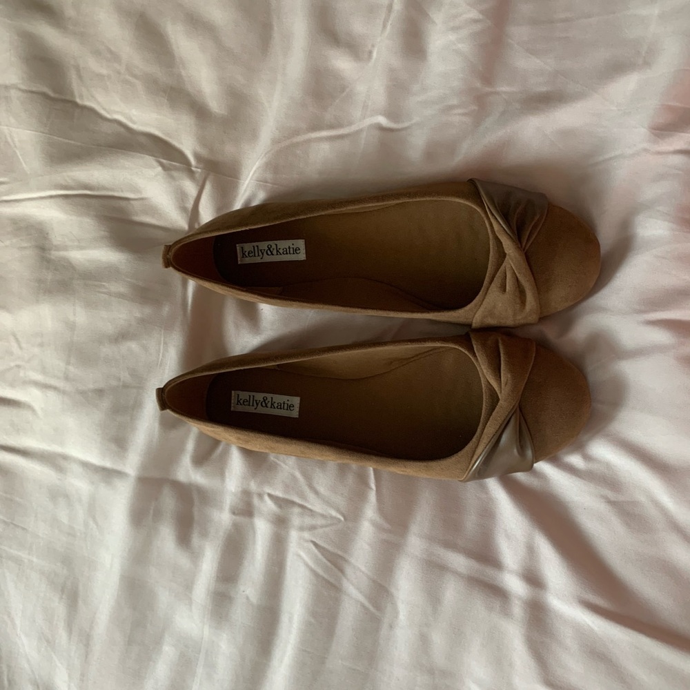 Taupe ballet flats